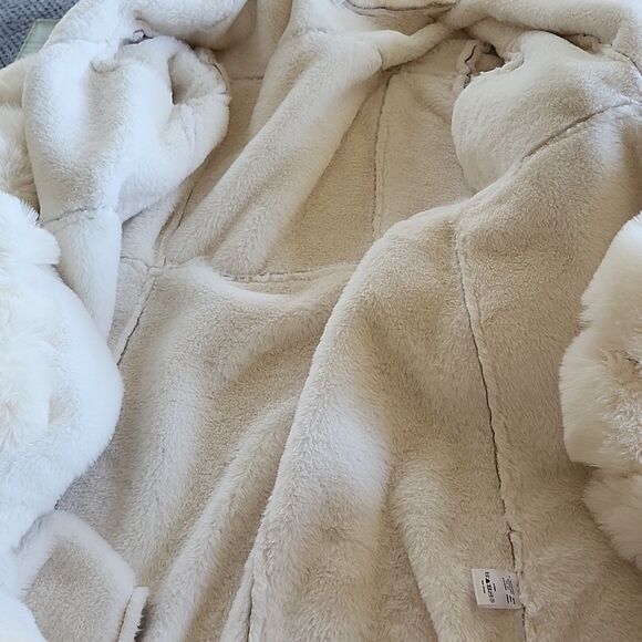 Venus Faux Suede and Shearling Chic Stylish Penny Lane Coat Size 4 - Picture 6 of 8